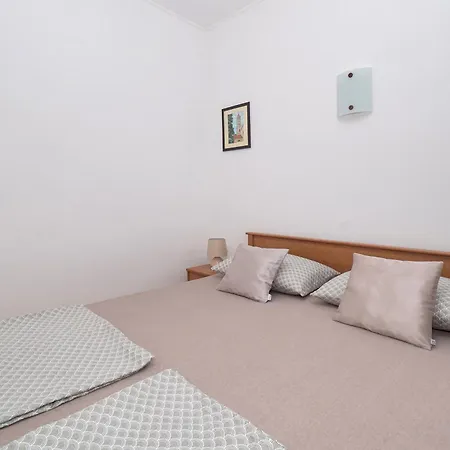 Gloria Apartmán Jezera